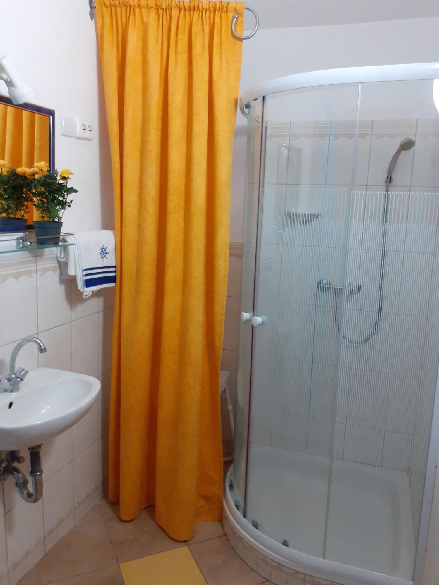 Csopak Mariann Apartman Cameră foto